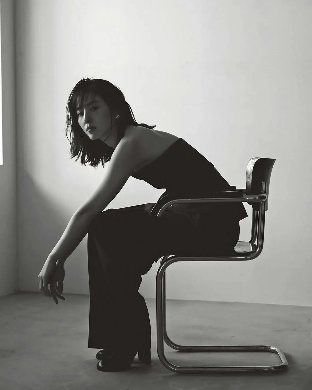 國民女神的愛情路註定難走？長澤正美曾一度獲選「最不想娶回家的女星」，如今宣佈結婚卻不被祝福