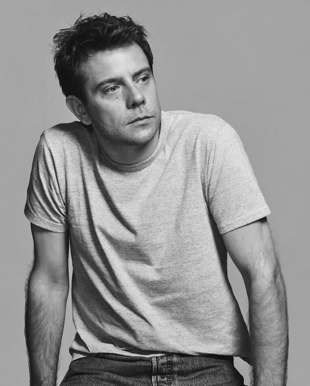 被喻為「時尚界最忙男人」：Jonathan Anderson 多產背後的故事，你又知道多少？